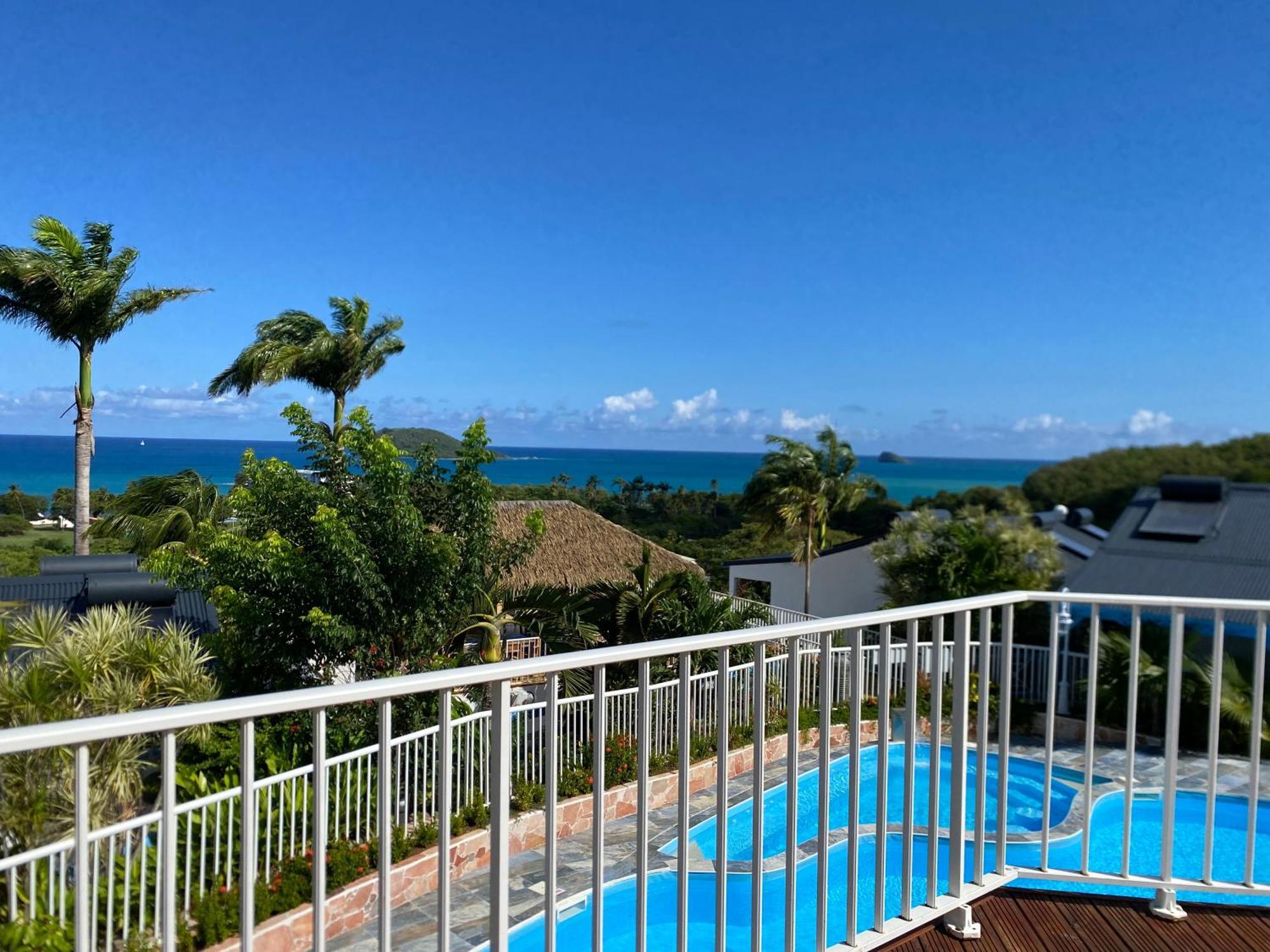 Residence Caraibes Bonheur Deshaies Extérieur photo