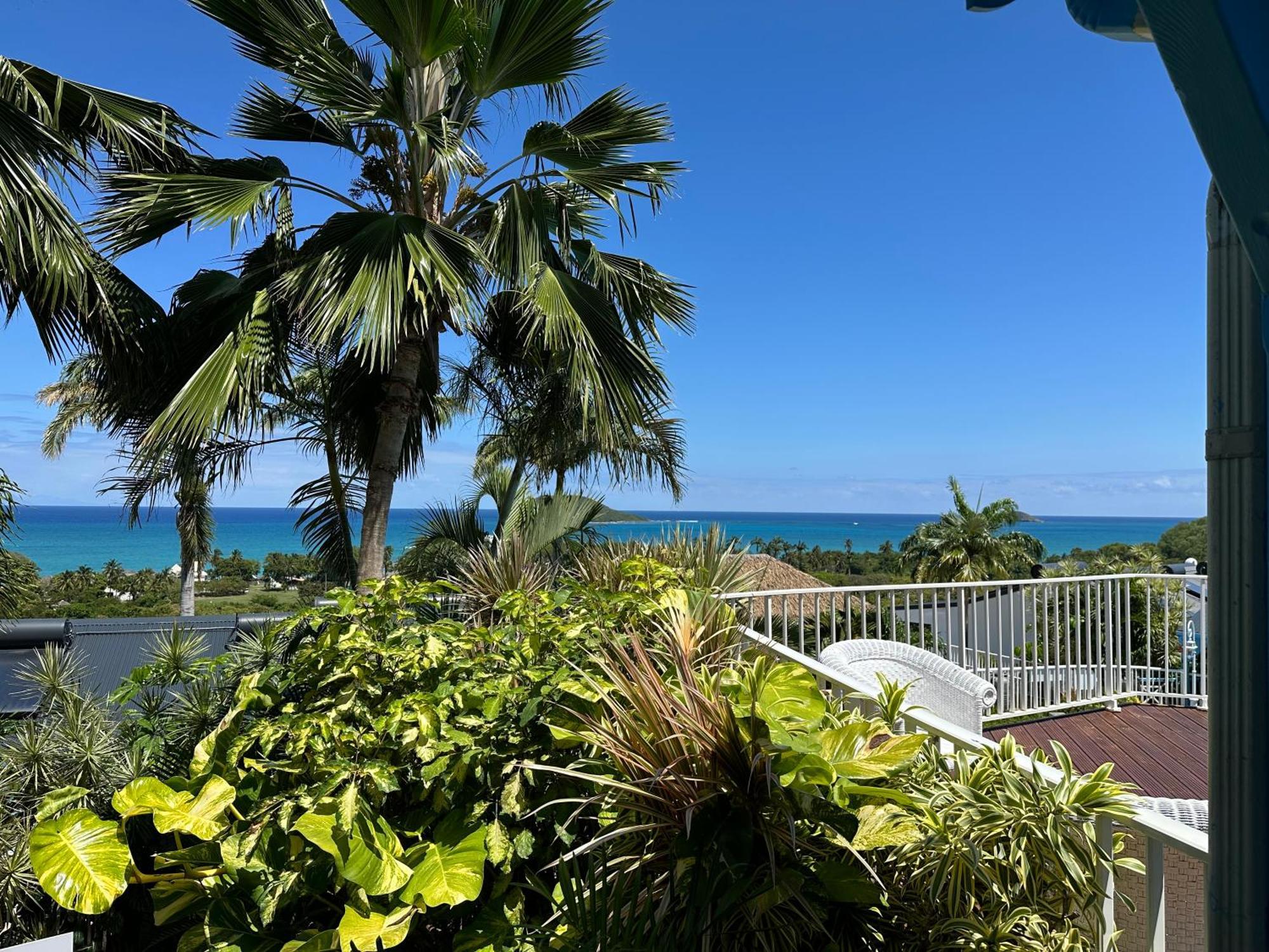 Residence Caraibes Bonheur Deshaies Extérieur photo